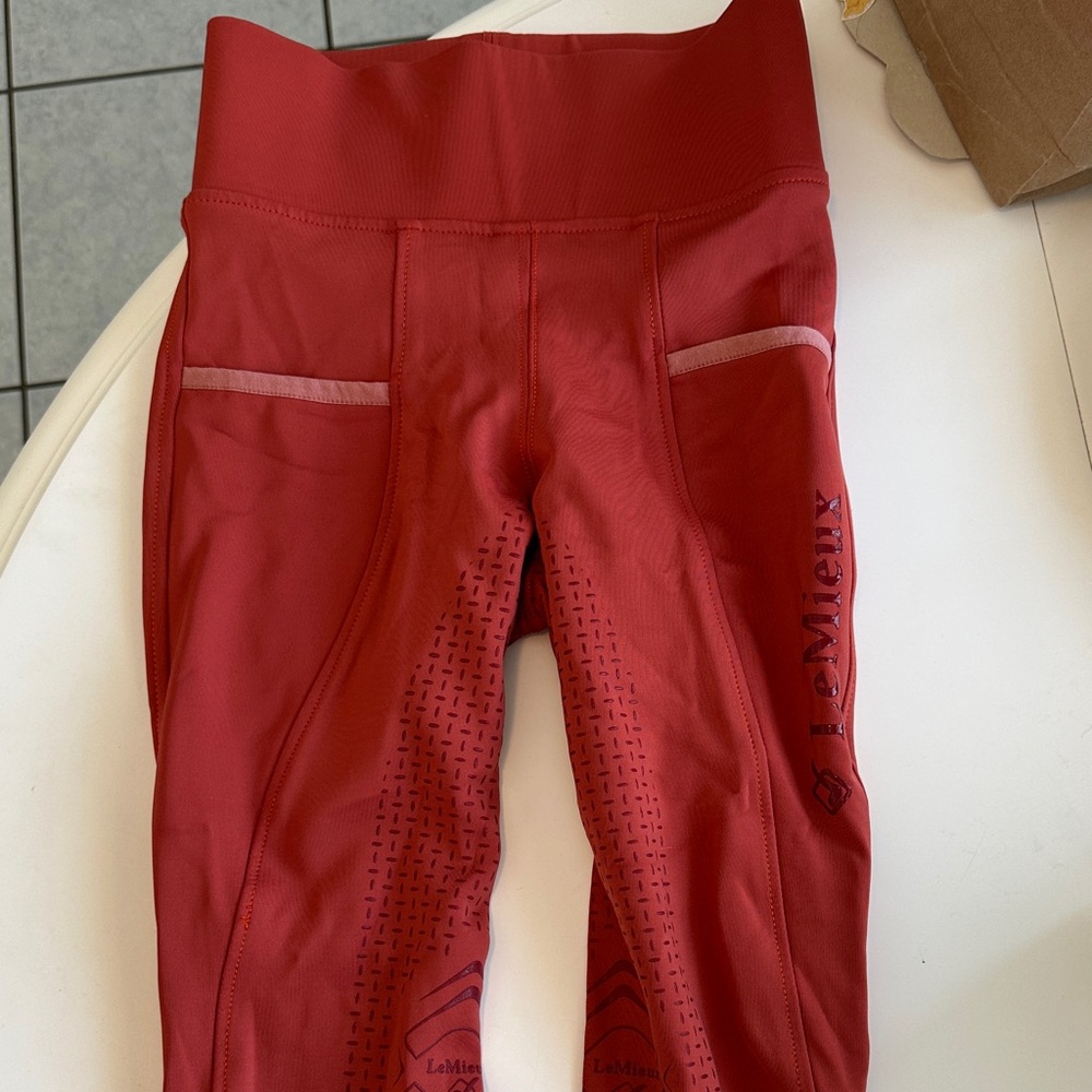 LeMieux Kids Young Rider Leggings size 11-12 Sienna